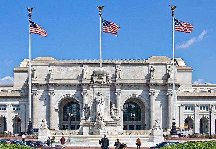 union_station_entrance