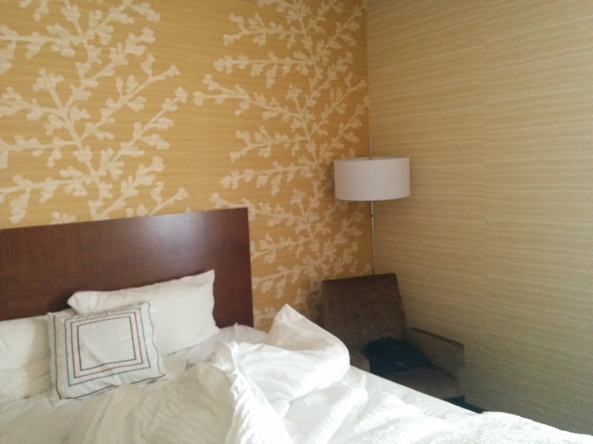 hotel_room_1